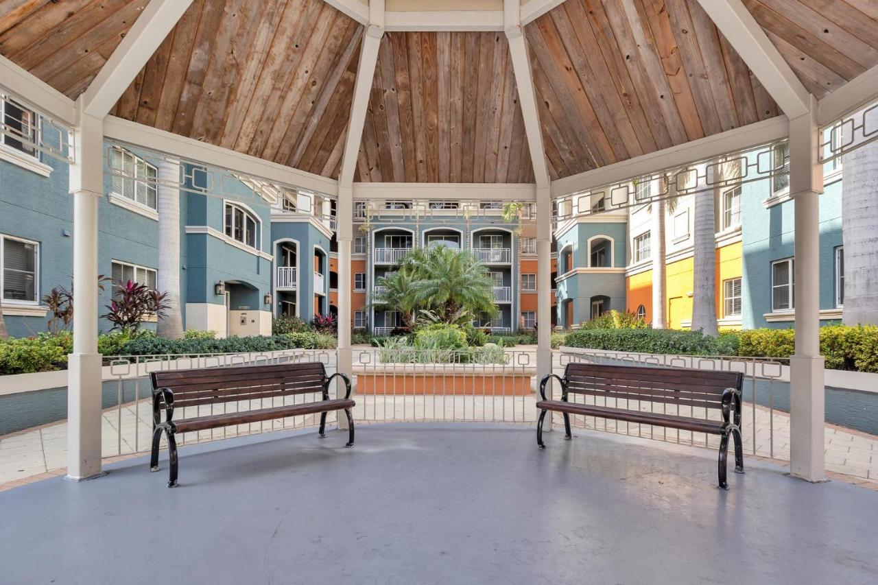 Dharma Home Suites South Miami At Red Road Commons Экстерьер фото