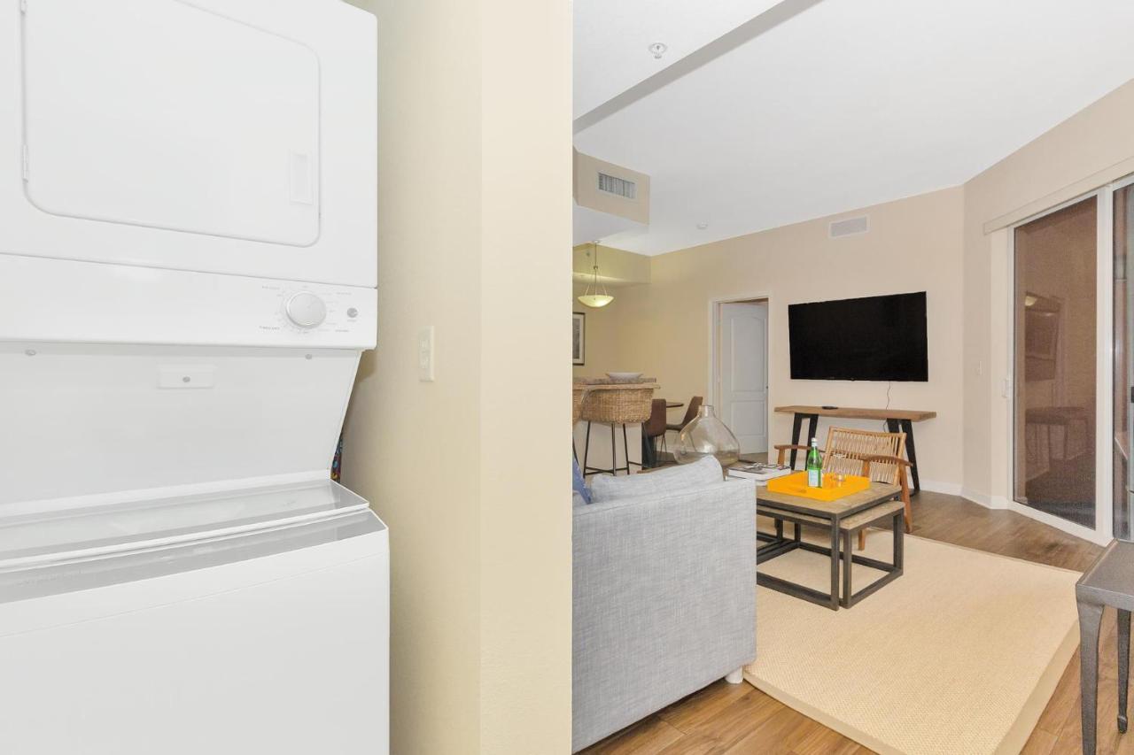 Dharma Home Suites South Miami At Red Road Commons Экстерьер фото